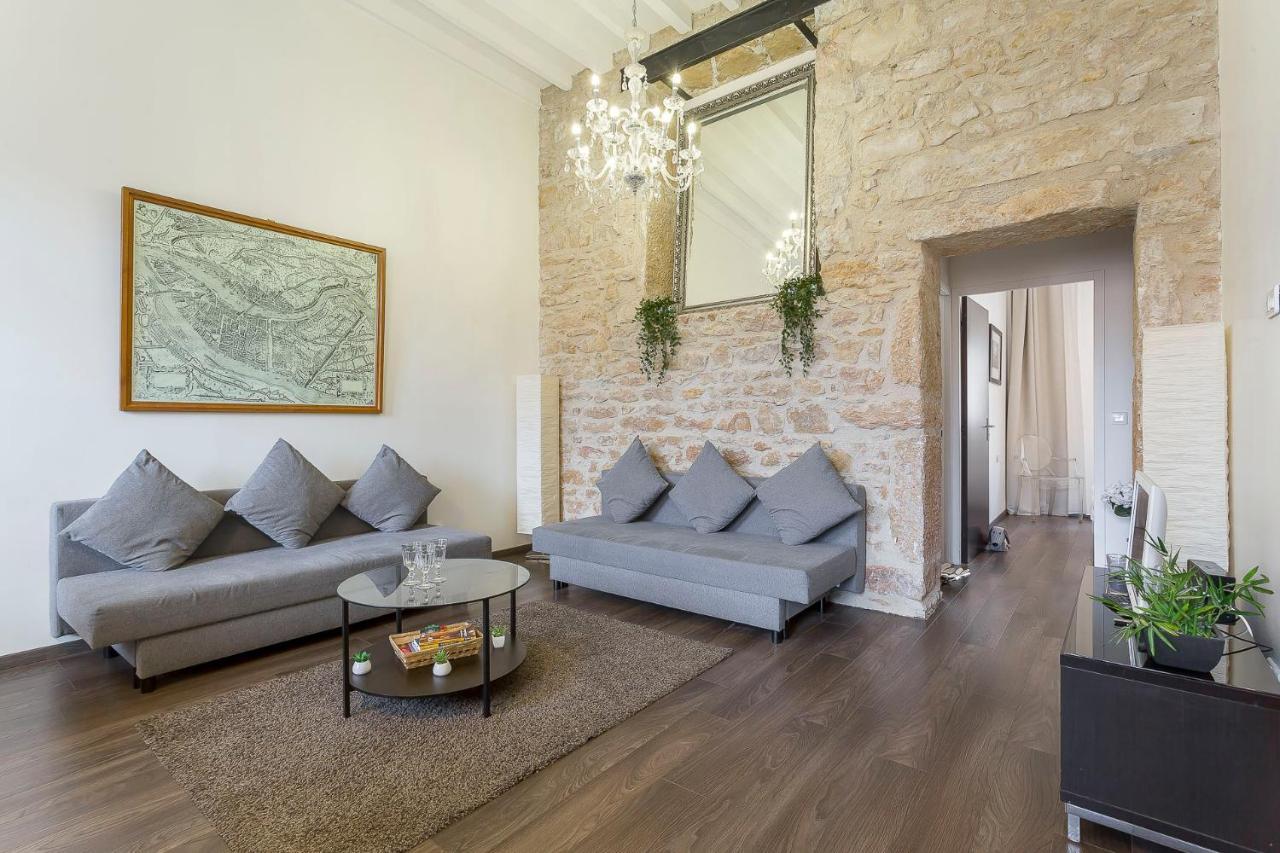 Ferienwohnung Le Jacquard Garage Lyon Centre Pour 2 A 8 Pers Exterior foto